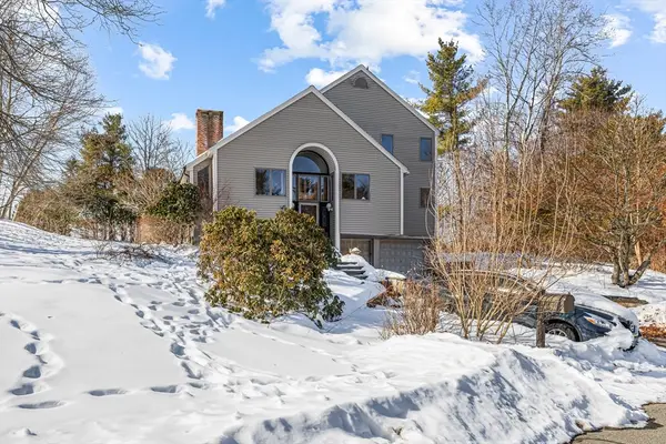 12 Sycamore Parc, South Hadley, MA 01075