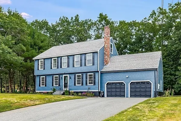 85 Briarwood Rd, Tewksbury, MA 01876