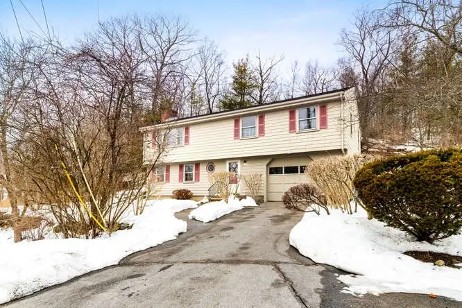 11 Ludlow Ave, Wakefield, MA 01880 - #1