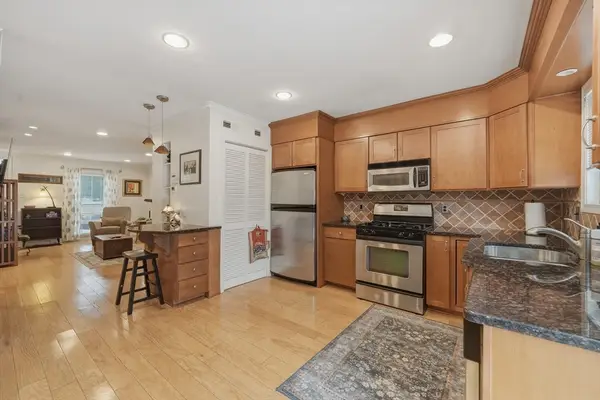 1155 Dickinson St #1155, Springfield, MA 01108