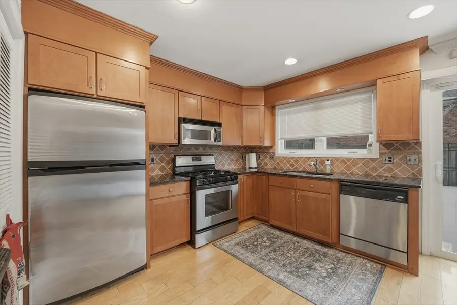 1155 Dickinson St #1155, Springfield, MA 01108 - #2