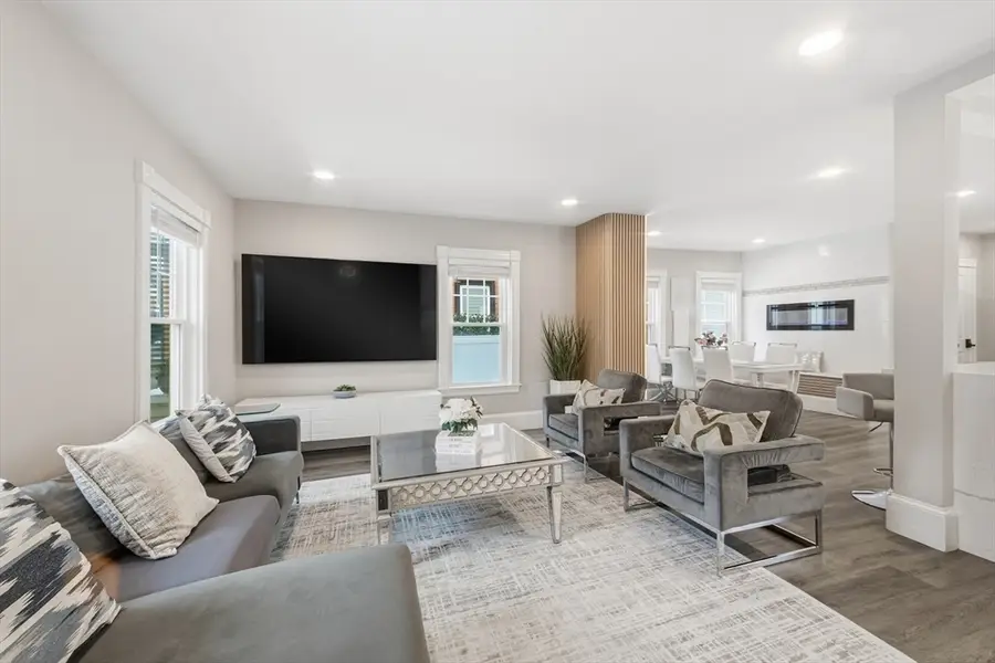 13 Leyden St, Medford, MA 02155 - #3