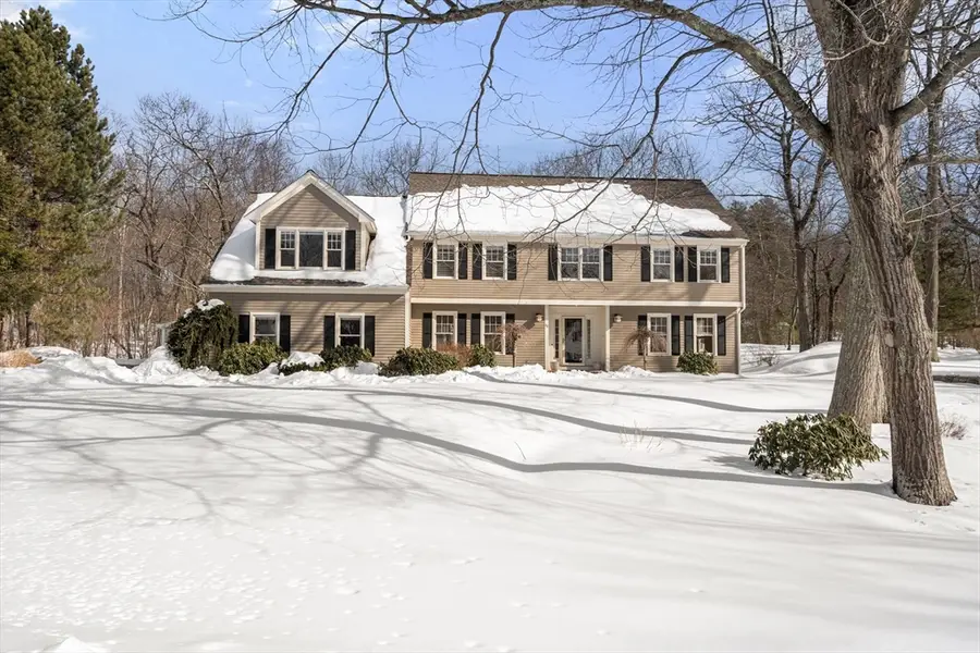 48 Algonquian Dr, Natick, MA 01760 - #2