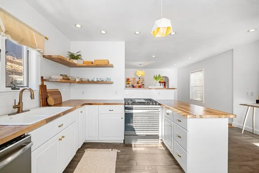 11 Hamilton St, Boston, MA 02125 - #2