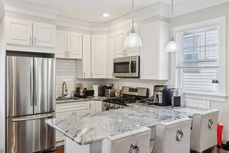 1048 Saratoga St #3, Boston, MA 02128 - #3
