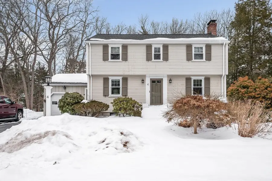 4 Hickory Lane, North Reading, MA 01864 - #2