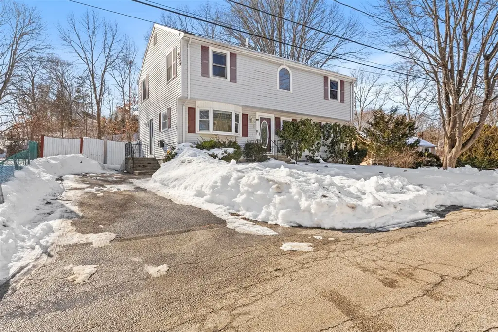 5 Endicott St, Weymouth, MA 02189 - #1