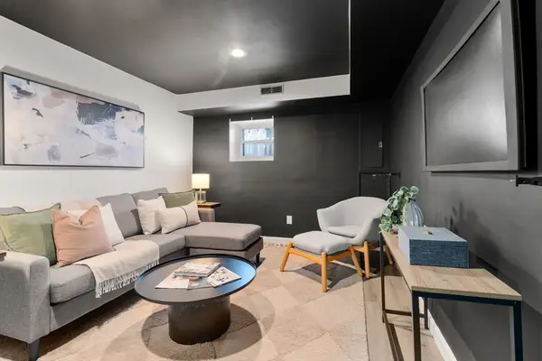 6 Watson St #1, Cambridge, MA 02139