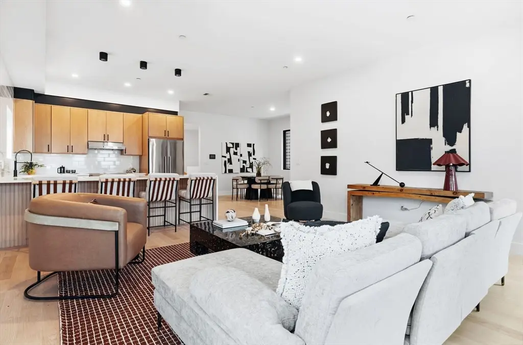 156 Albion St #1, Somerville, MA 02144 - #1