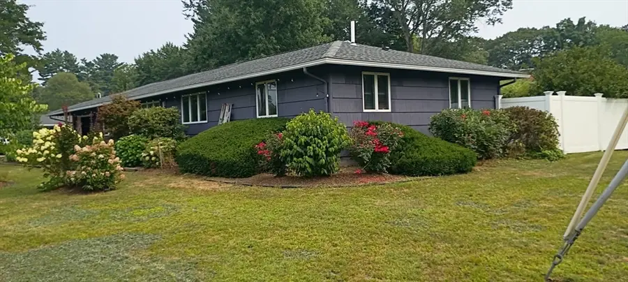 14 Ridgefield Dr, Framingham, MA 01701 - #2