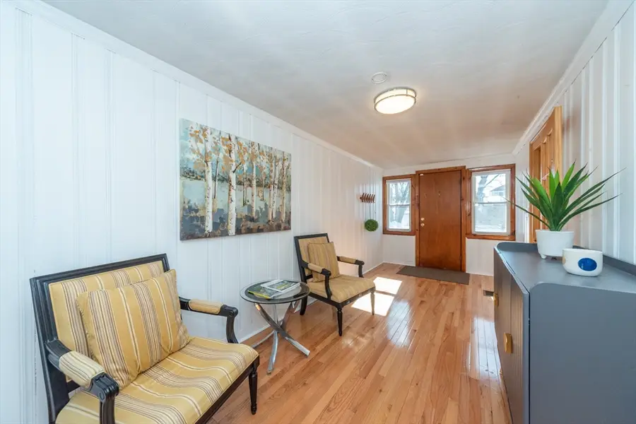 41 Auburn St, Waltham, MA 02453 - #3