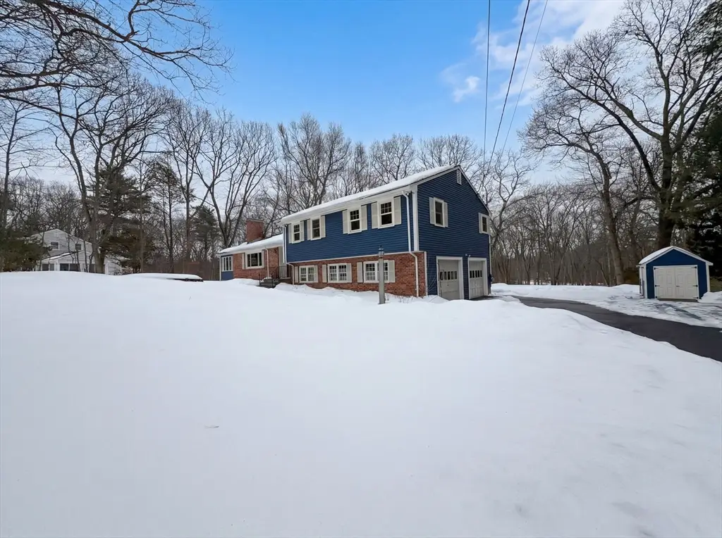 16 Crest Dr, Dover, MA 02030 - #1