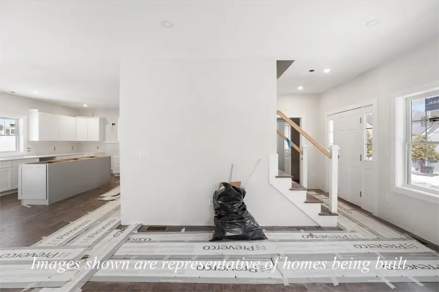 52 Christian Street, Lowell, MA 01850 - #3