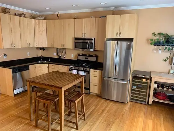 37 Mt Vernon #1R, Boston, MA 02125 - #2