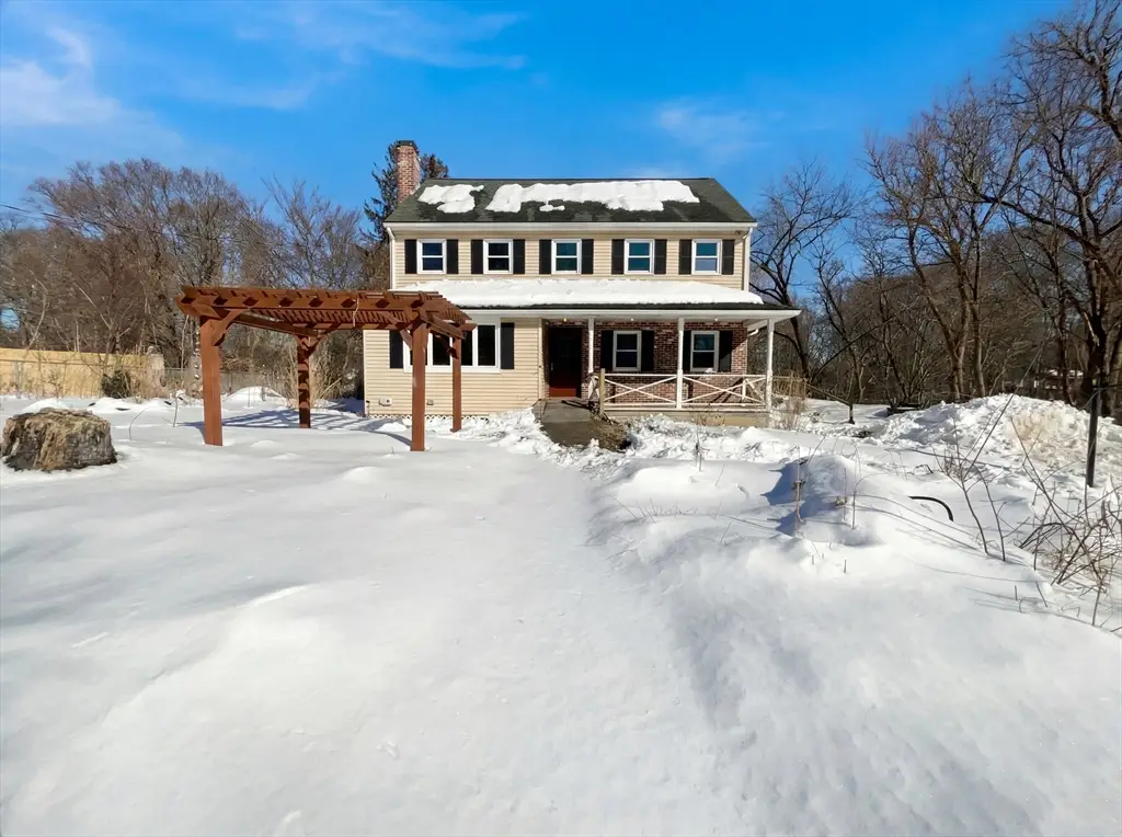 52 General Cobb St, Taunton, MA 02780 - #1