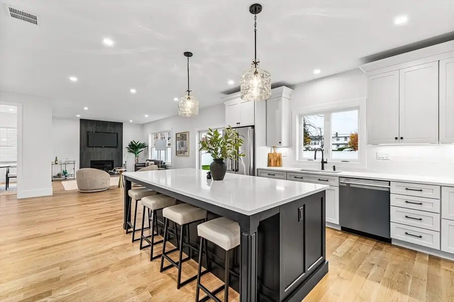 6 Callahan Drive, Woburn, MA 01801 - #2