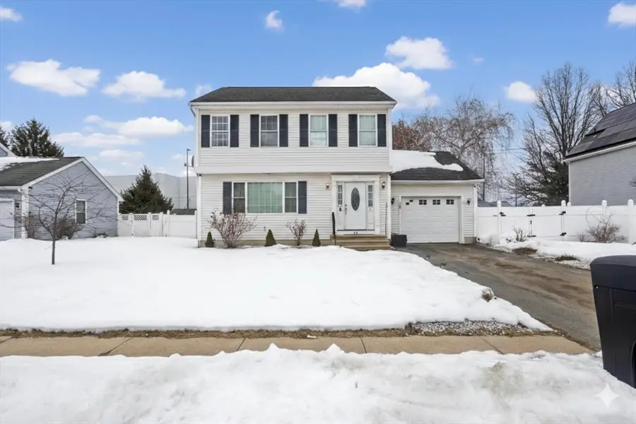 44 Naismith St, Springfield, MA 01104 - #2