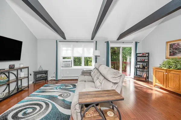 20 Chandler Dr #20, Atkinson, NH 03811