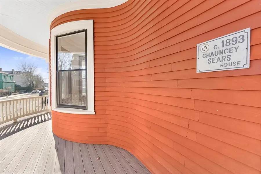 72 Belmont St, Fall River, MA 02720 - #3