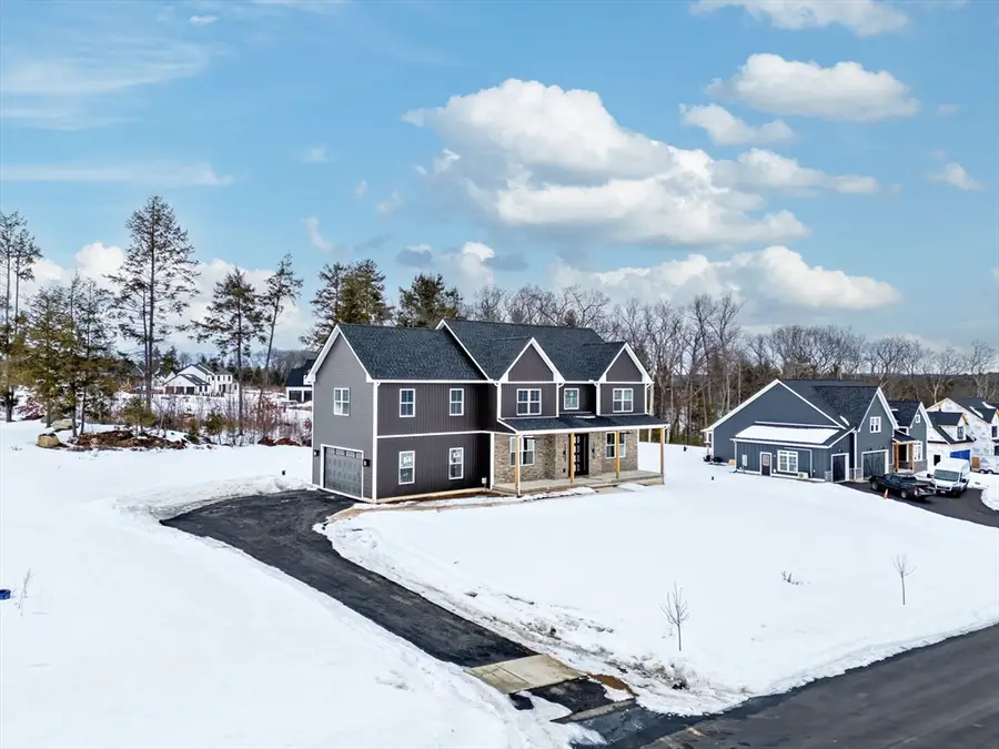 44 Balsam Hill Rd, Ludlow, MA 01056 - #3