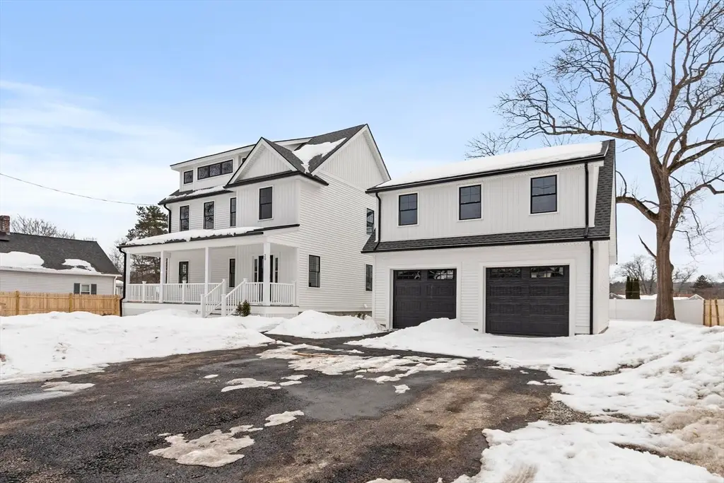 20 Mt Pleasant St, Dracut, MA 01826 - #1