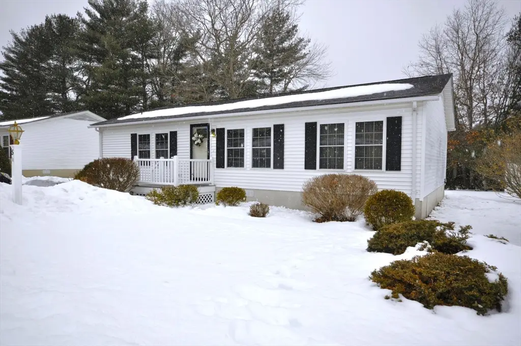 5 Country Drive, Bridgewater, MA 02324 - #1