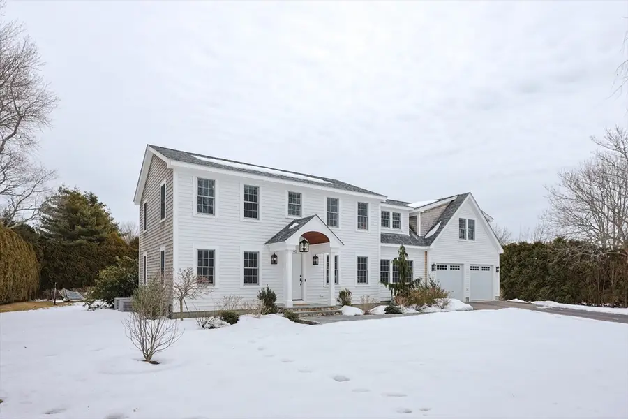 62 Tucker Ln, Dartmouth, MA 02747 - #3