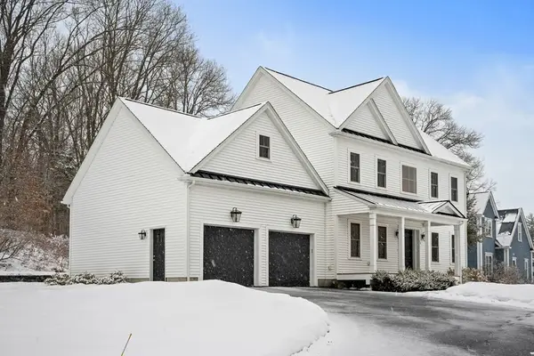14 Cortland Way, Grafton, MA 01519