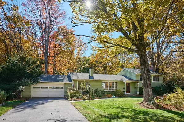 44 Sheffield Lane, Northampton, MA 01062