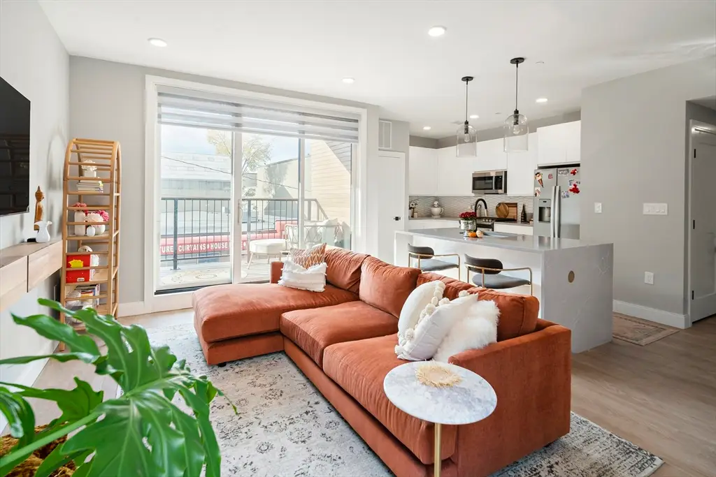 277 Border Street #204, Boston, MA 02128 - #1