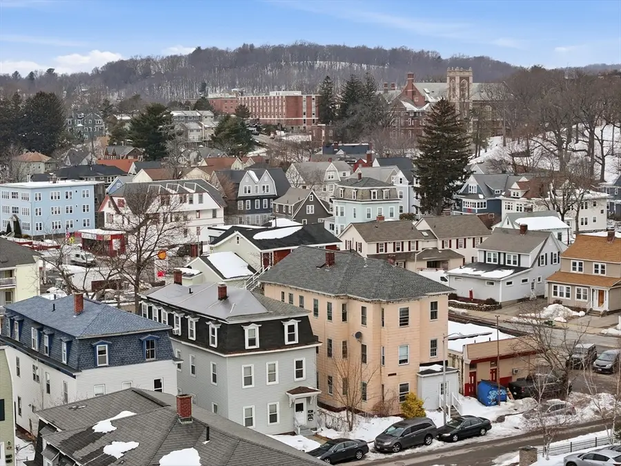 15 Goulding St, Worcester, MA 01609 - #3