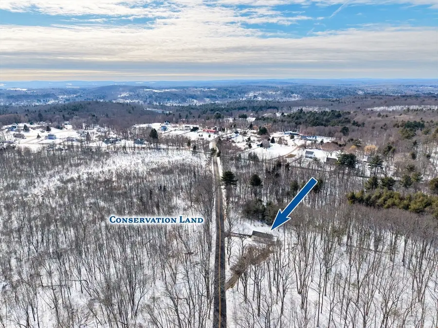 72 Nw Schoolhouse Rd, Dudley, MA 01571 - #3