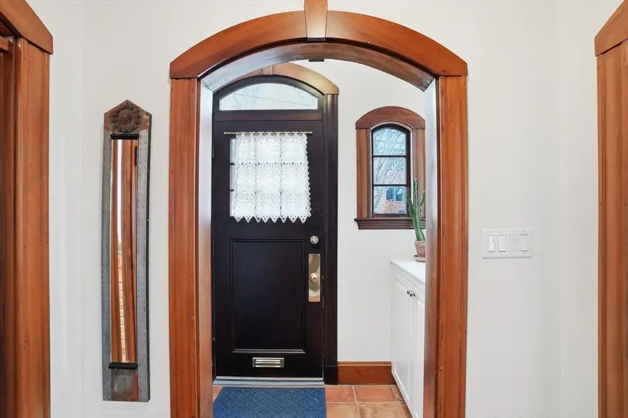 30 York Ter, Brookline, MA 02446 - #2