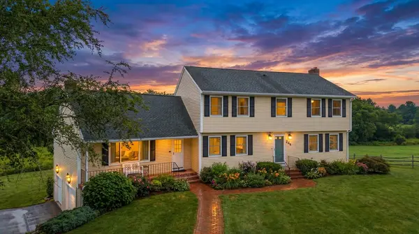 244 Rowley Bridge Rd, Topsfield, MA 01983