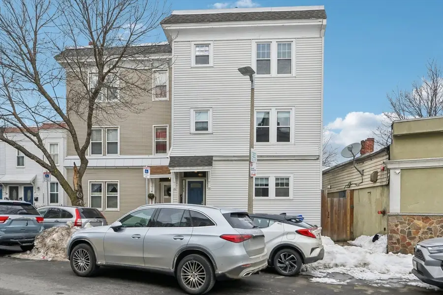 108 Emerson St #3, Boston, MA 02127 - #2