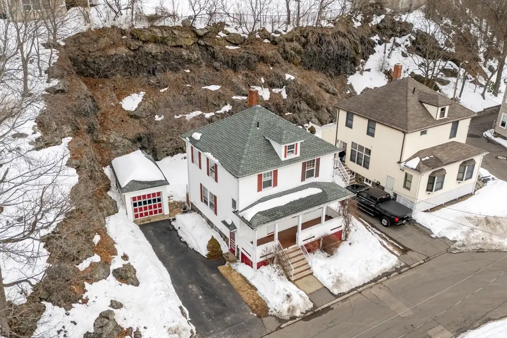 16 Isabella St, Lynn, MA 01902 - #1