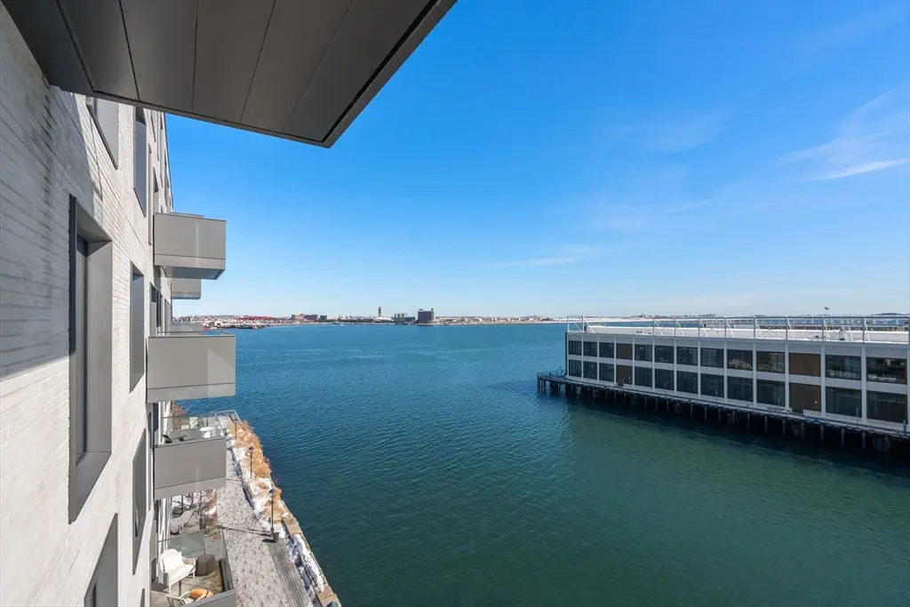 300 Pier 4 Blvd #7F, Boston, MA 02110 - #1