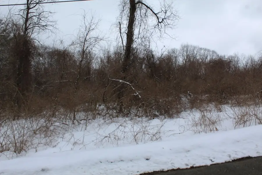 0 Kingsbury St, Spencer, MA 01562 - #3