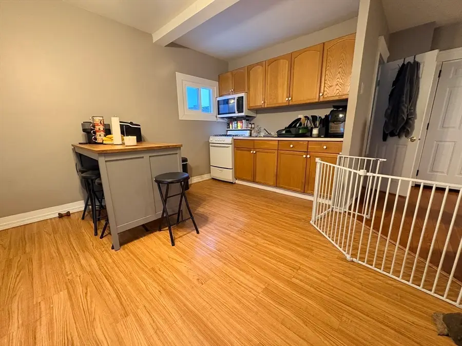 1350 Rodman St, Fall River, MA 02721 - #3