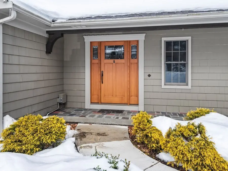 131 Twinbrooke Dr, Holden, MA 01520 - #2