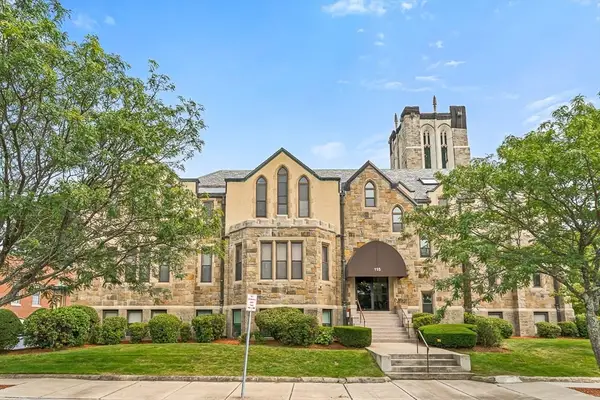 115 Washington Street #2A, Winchester, MA 01890