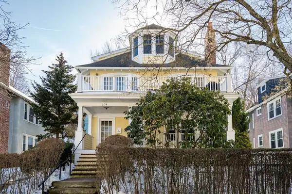 108 Columbia Street #1, Brookline, MA 02446