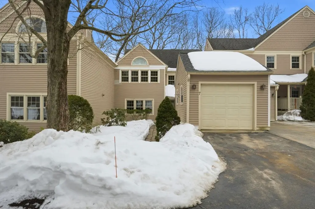 7 Ocean Woods Dr #7, Duxbury, MA 02332 - #1