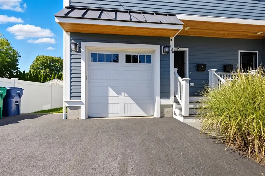 189 Linwood Ave #1, Newton, MA 02460 - #3