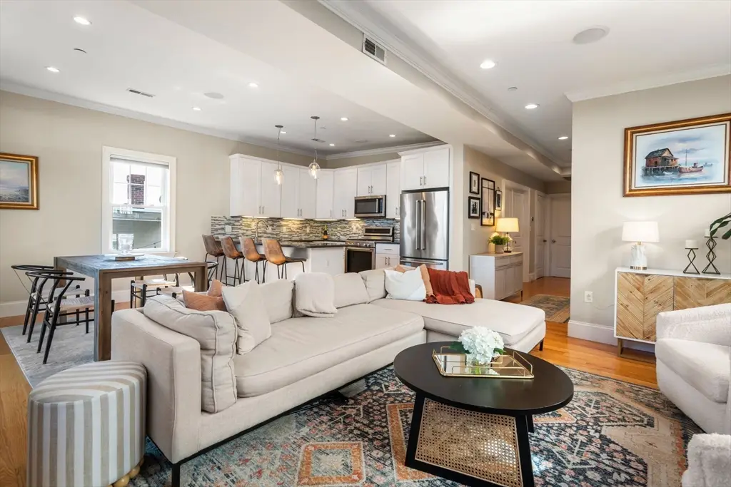 20 Winfield St #3, Boston, MA 02127 - #1