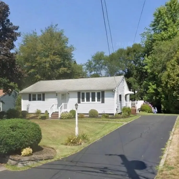 24 Reeds Lane, Holbrook, MA 02343 - #2