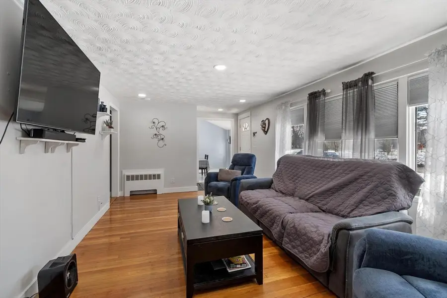 18 Dunham Rd, Beverly, MA 01915 - #3