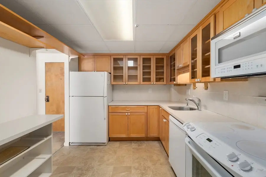 40 Bigelow Ave #23, Watertown, MA 02472 - #2