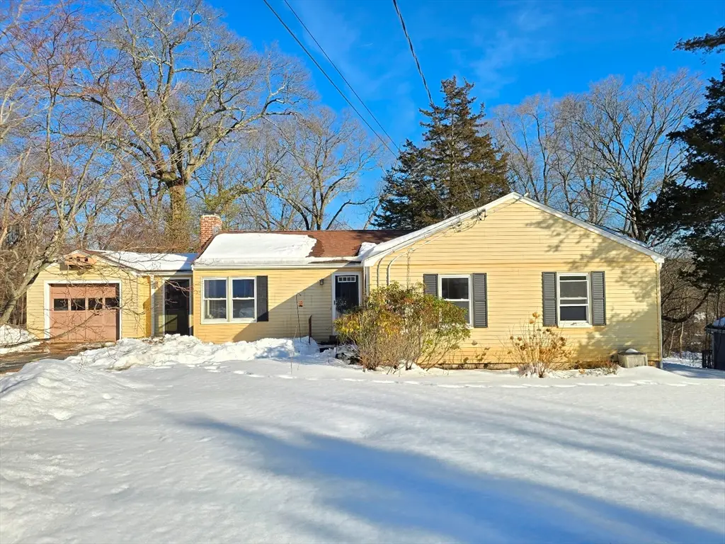 37 Riverview Dr, Ashland, MA 01721 - #1