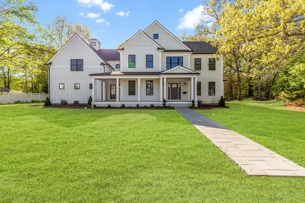 11 Cuba St, Andover, MA 01810